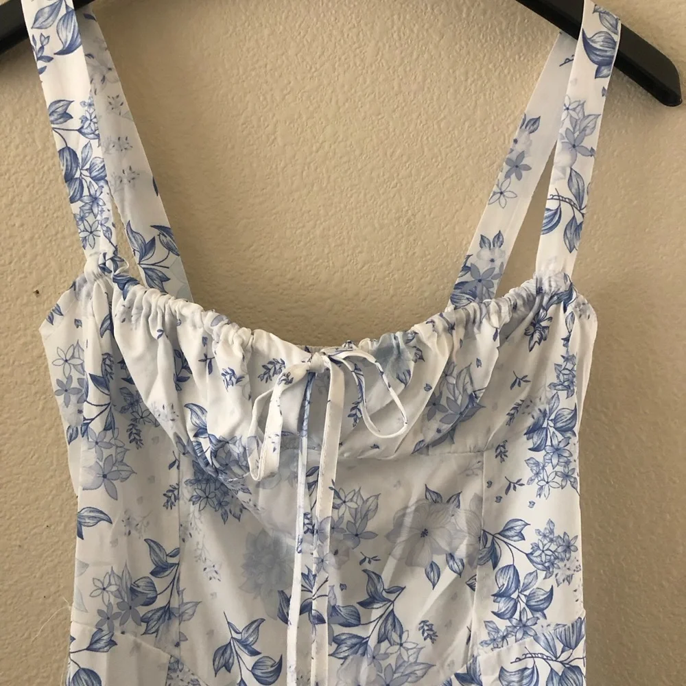 Blue Floral Summer Dress - Picture 7 of 9
